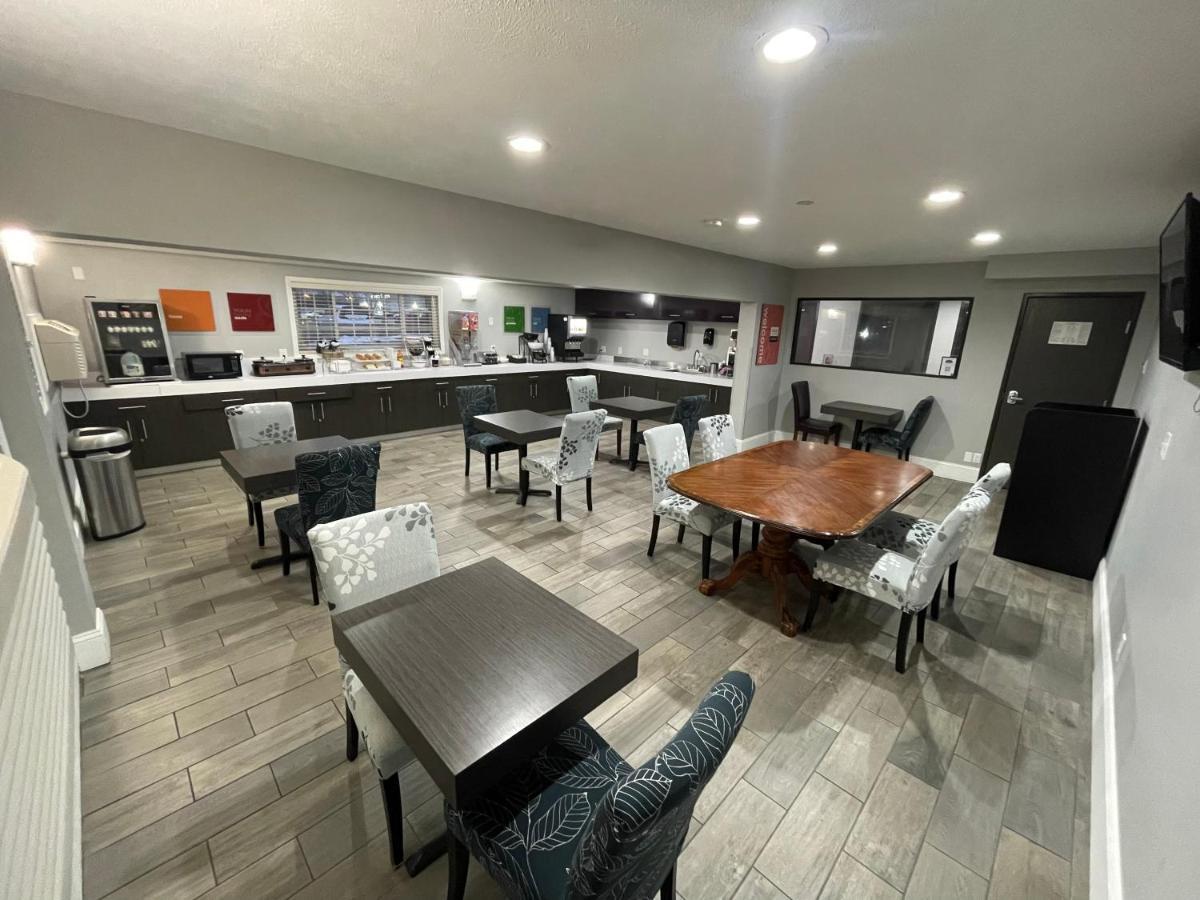 Countryside Inn & Suites Omaha East-Council Bluffs Ia Exteriör bild