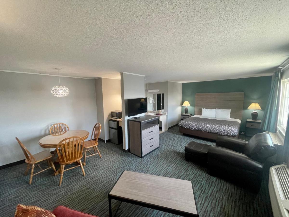 Countryside Inn & Suites Omaha East-Council Bluffs Ia Exteriör bild