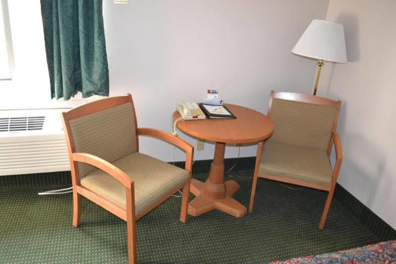 Countryside Inn & Suites Omaha East-Council Bluffs Ia Exteriör bild