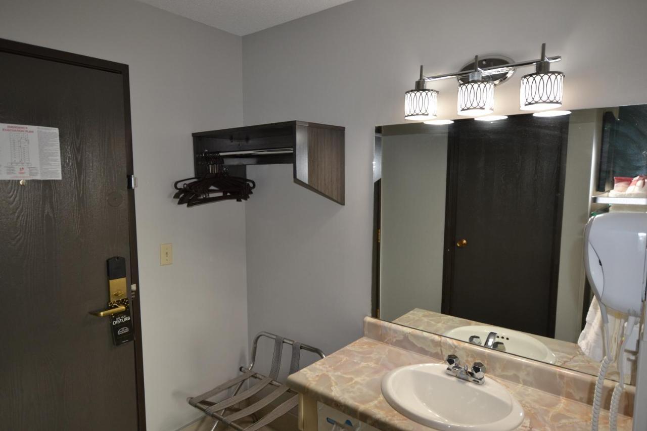 Countryside Inn & Suites Omaha East-Council Bluffs Ia Exteriör bild